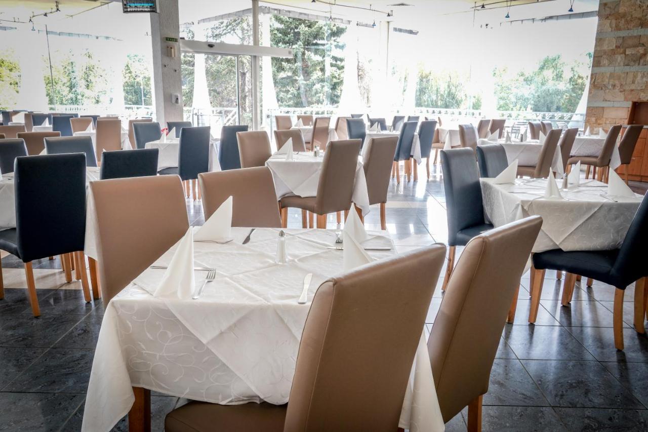 Hotel Laguna Garden Albena Exterior foto